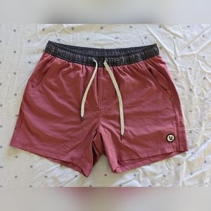 Vuori 5" Kore Shorts Sz Medium (Worn once to try on)